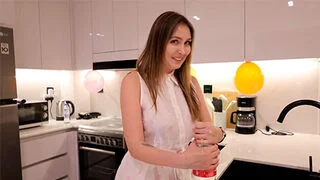 Пару комплиментов, и ночной секс с русской мамочкой тебе обеспечен